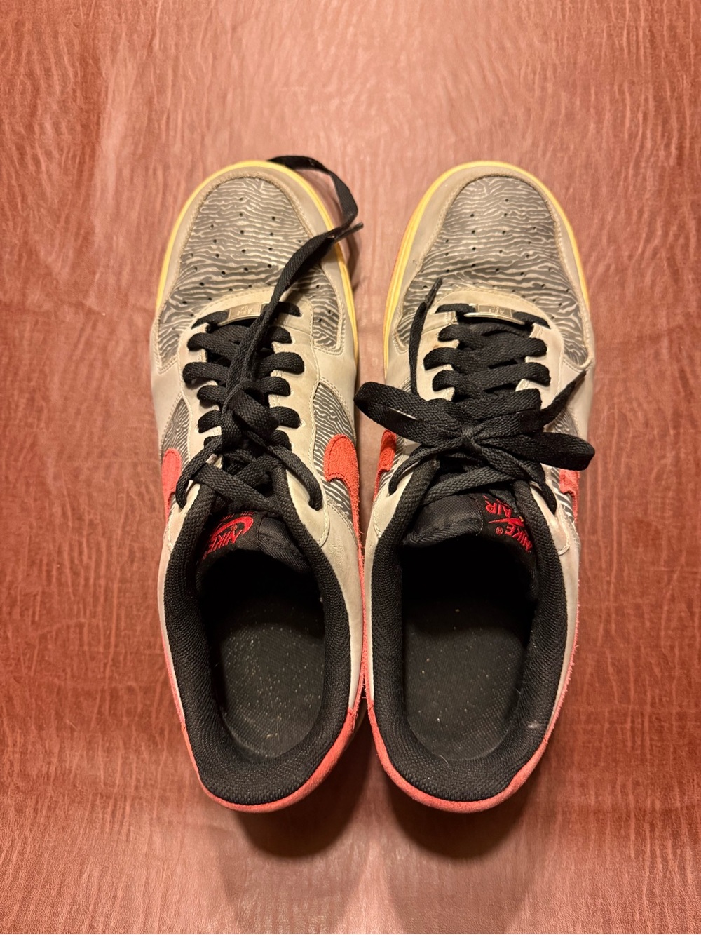 Nike air Men’s vintage zebra Grey, Red and cream Low-Top Sneakers